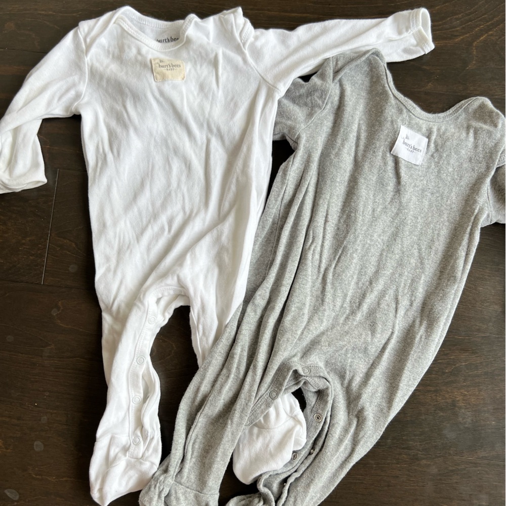 Burt's Bees White and Gray Baby Onesie Pair